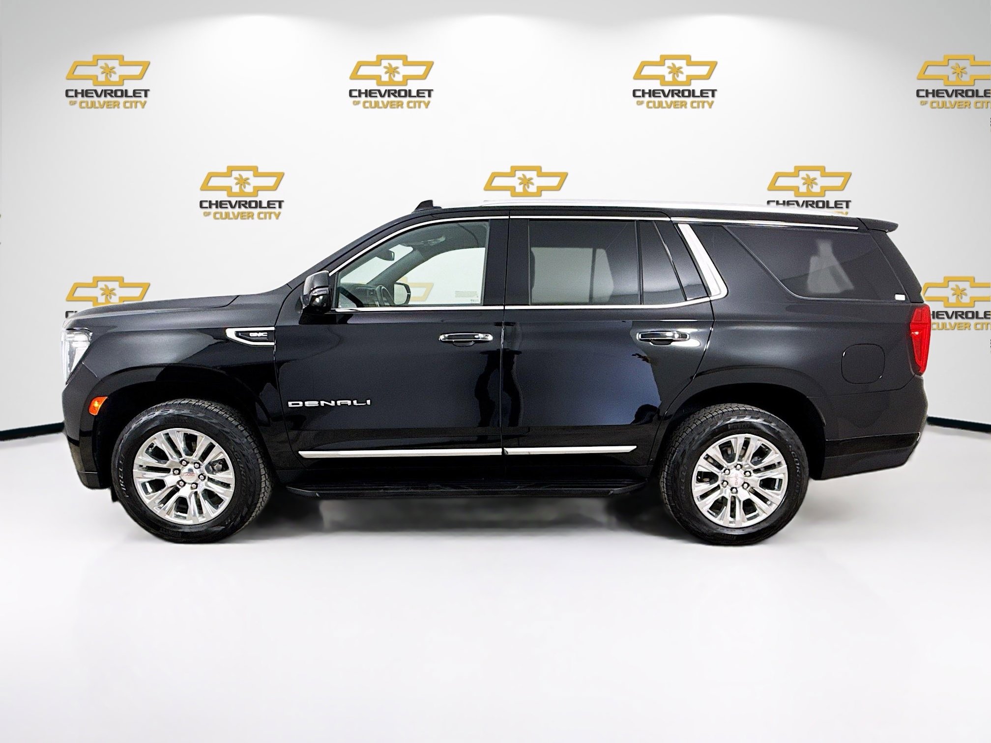 Used 2022 GMC Yukon Denali image 4