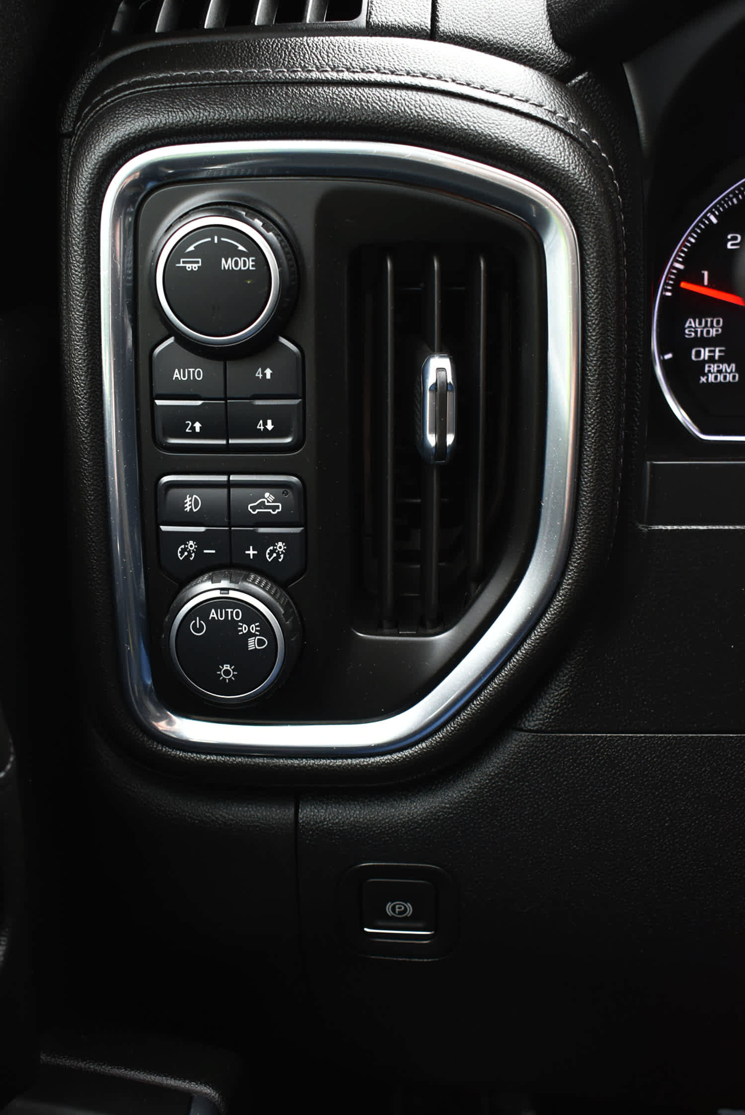 Used 2021 Chevrolet Silverado 1500 RST w/ All Star Edition Plus AWD/4WD image 21