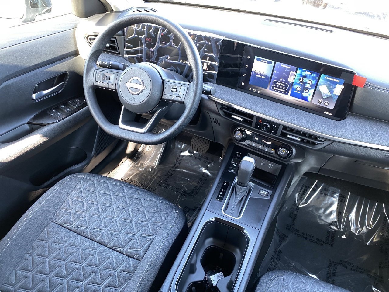New 2027 Nissan Kicks SV FWD image 19