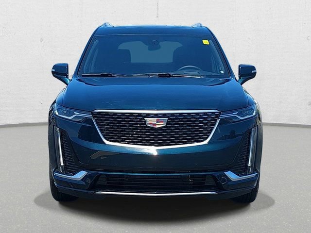 Used 2025 Cadillac XT6 Premium Luxury w/ Technology Package image 2