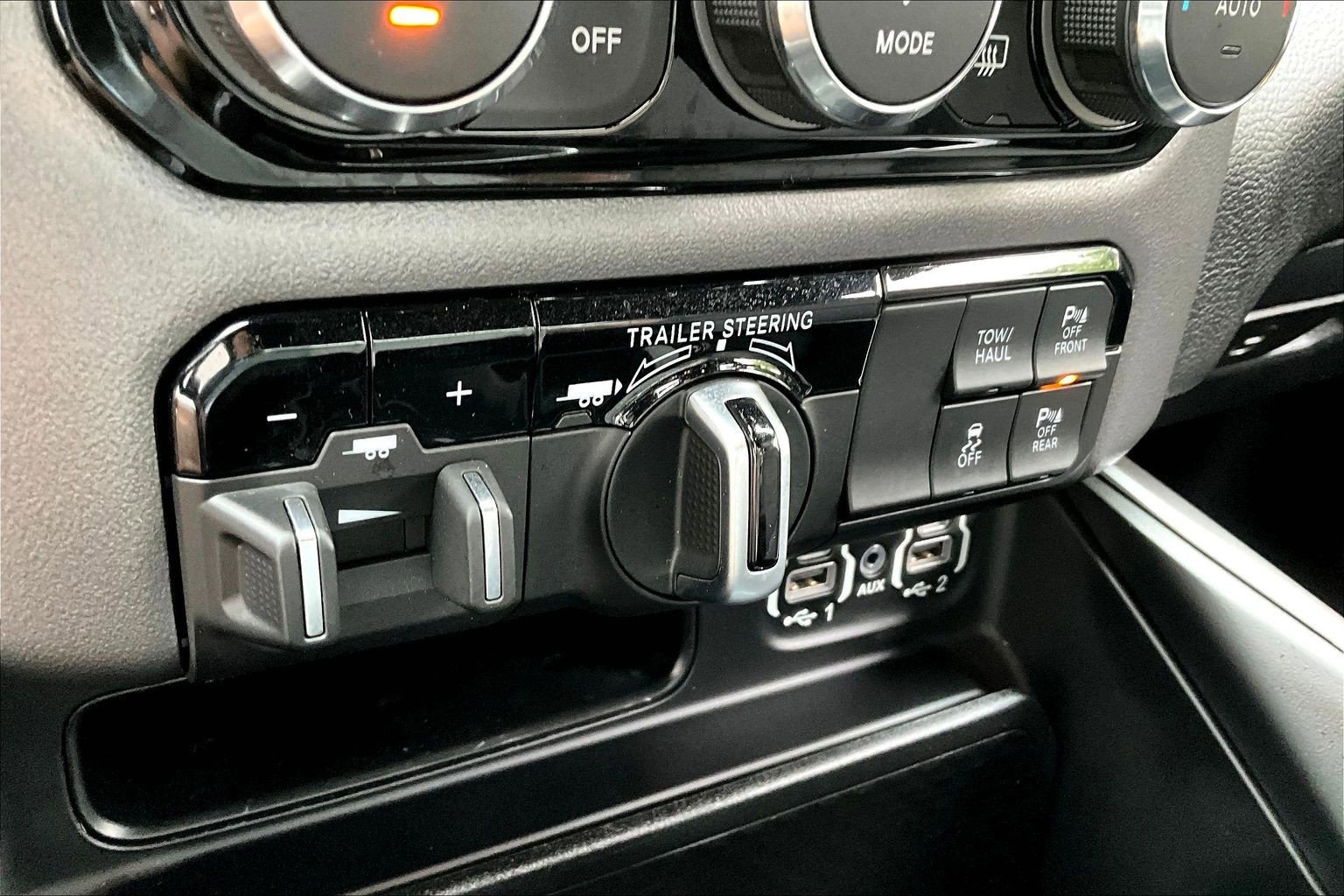 Used 2021 RAM 1500 Big Horn AWD/4WD image 39