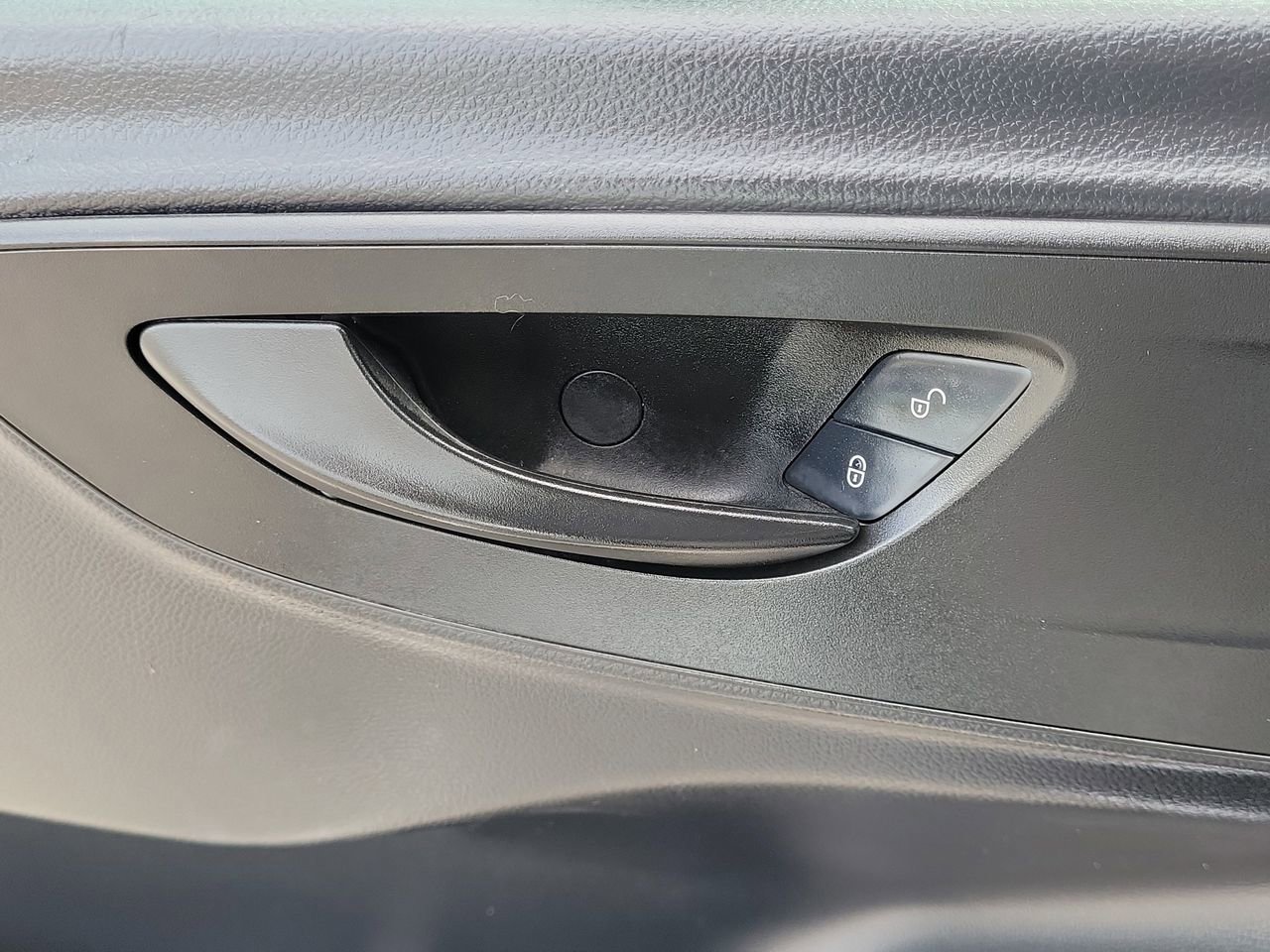 Used 2023 Mercedes-Benz Sprinter 1500 image 21