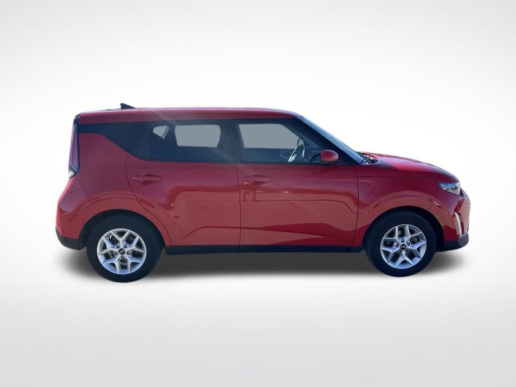 Used 2024 Kia Soul LX w/ Option Group 015 image 6
