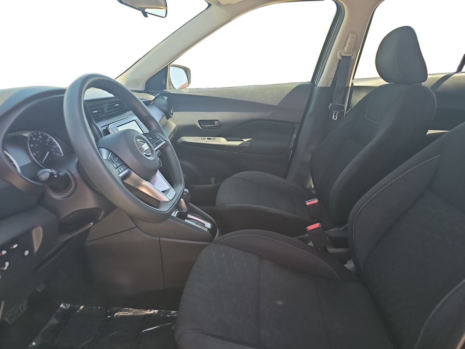 Used 2021 Nissan Kicks S FWD image 10