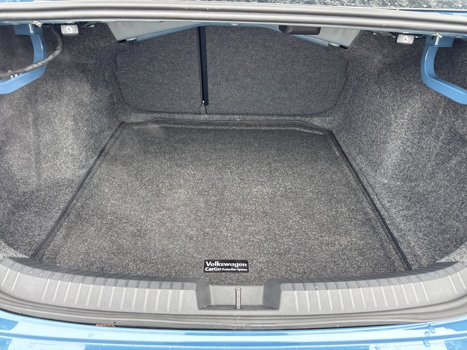 Certified 2025 Volkswagen Jetta SEL image 14