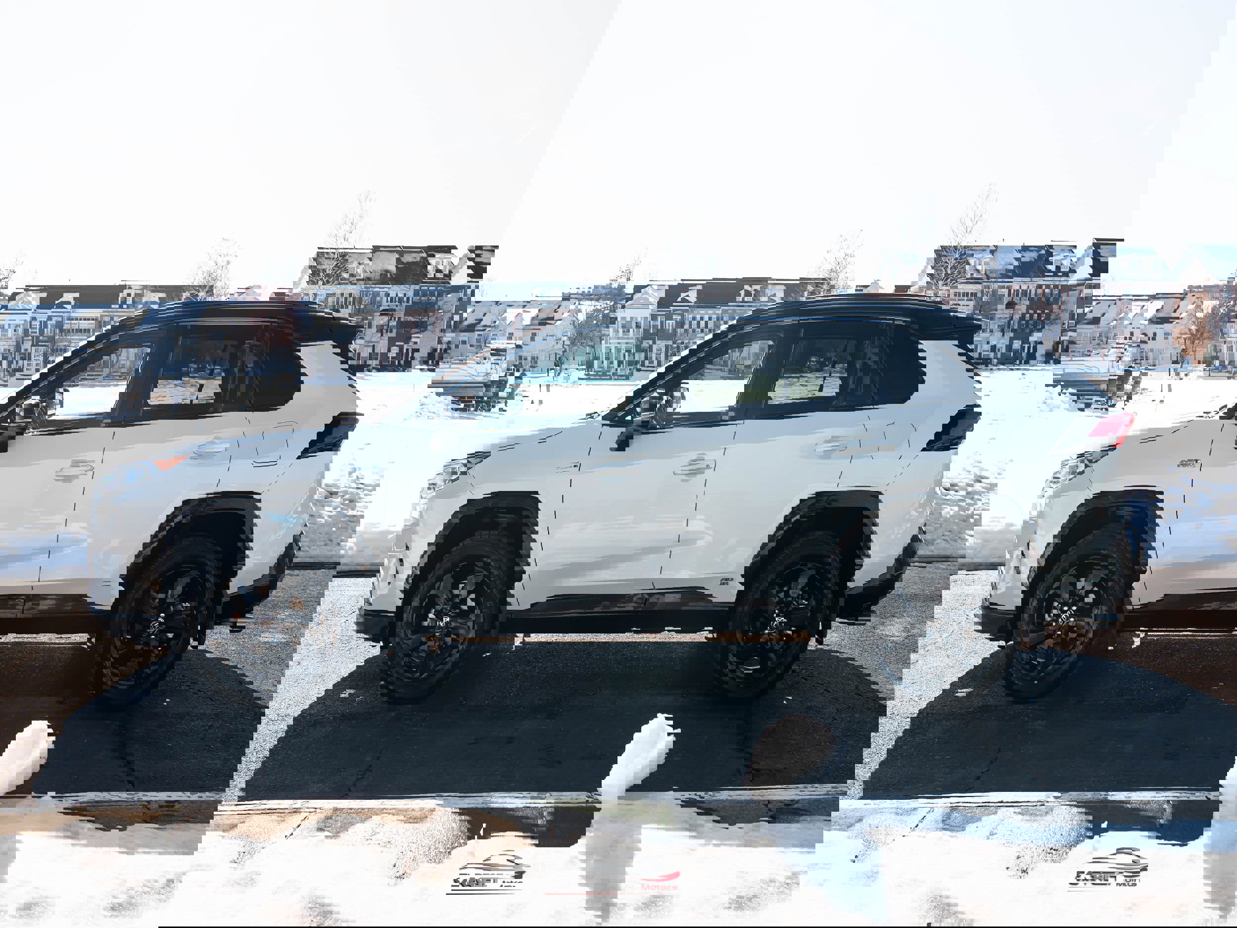 Used 2021 Toyota RAV4 XSE image 4