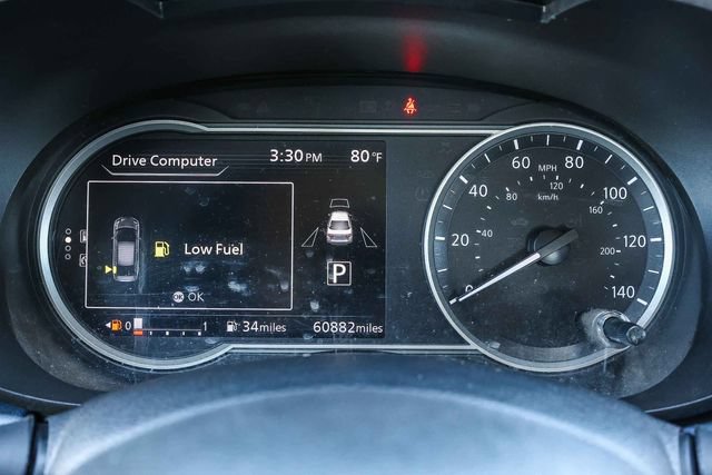 Used 2024 Nissan Versa SV FWD image 27