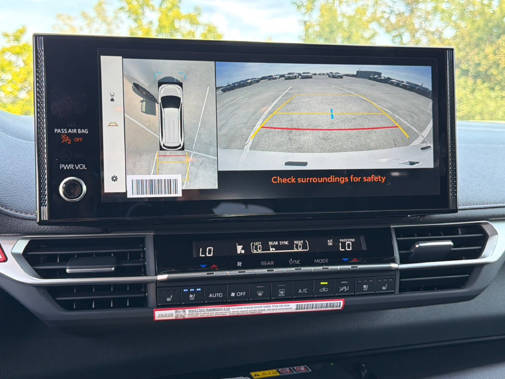 New 2026 Toyota Sienna Platinum AWD/4WD image 28