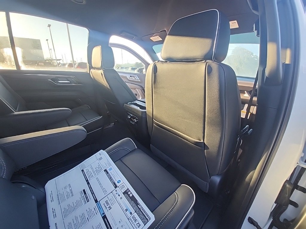 New 2026 GMC Yukon Elevation image 20