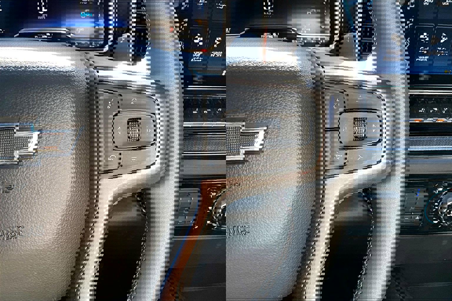 Certified 2023 Chevrolet Silverado 1500 ZR2 w/ Technology Package image 18