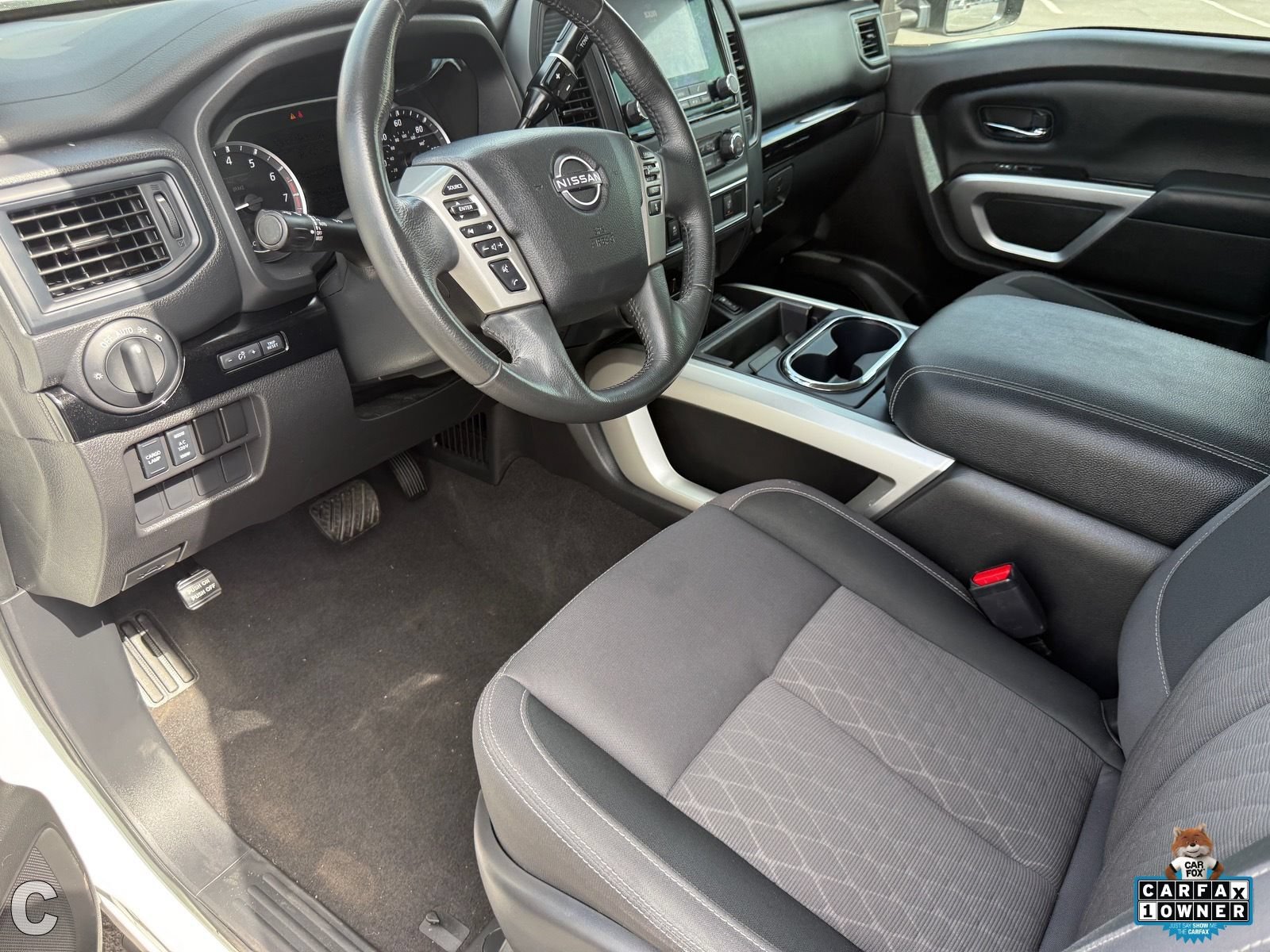 Used 2024 Nissan Titan SV w/ SV Convenience Package AWD/4WD image 11