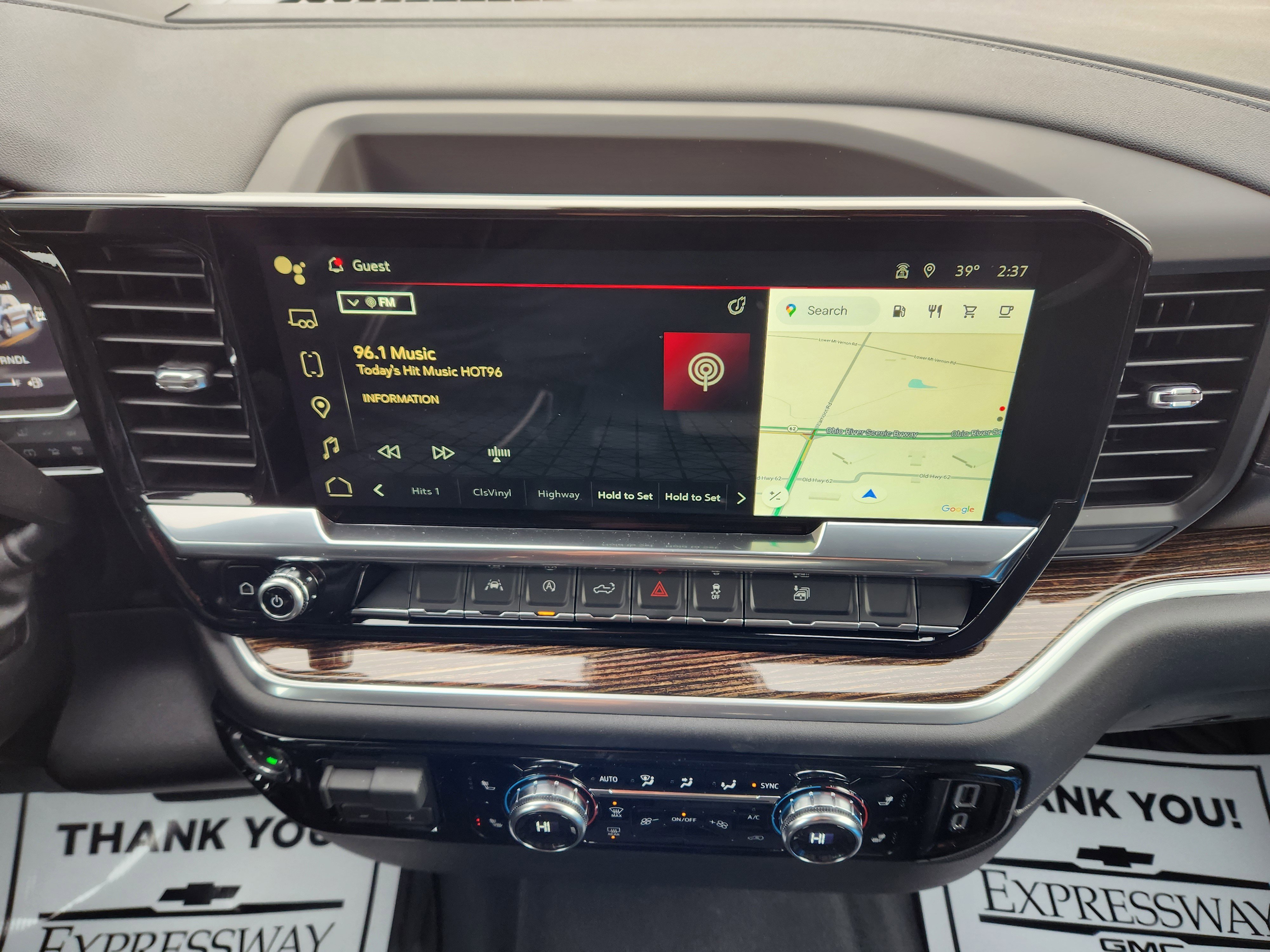 New 2026 GMC Sierra 1500 SLE image 12