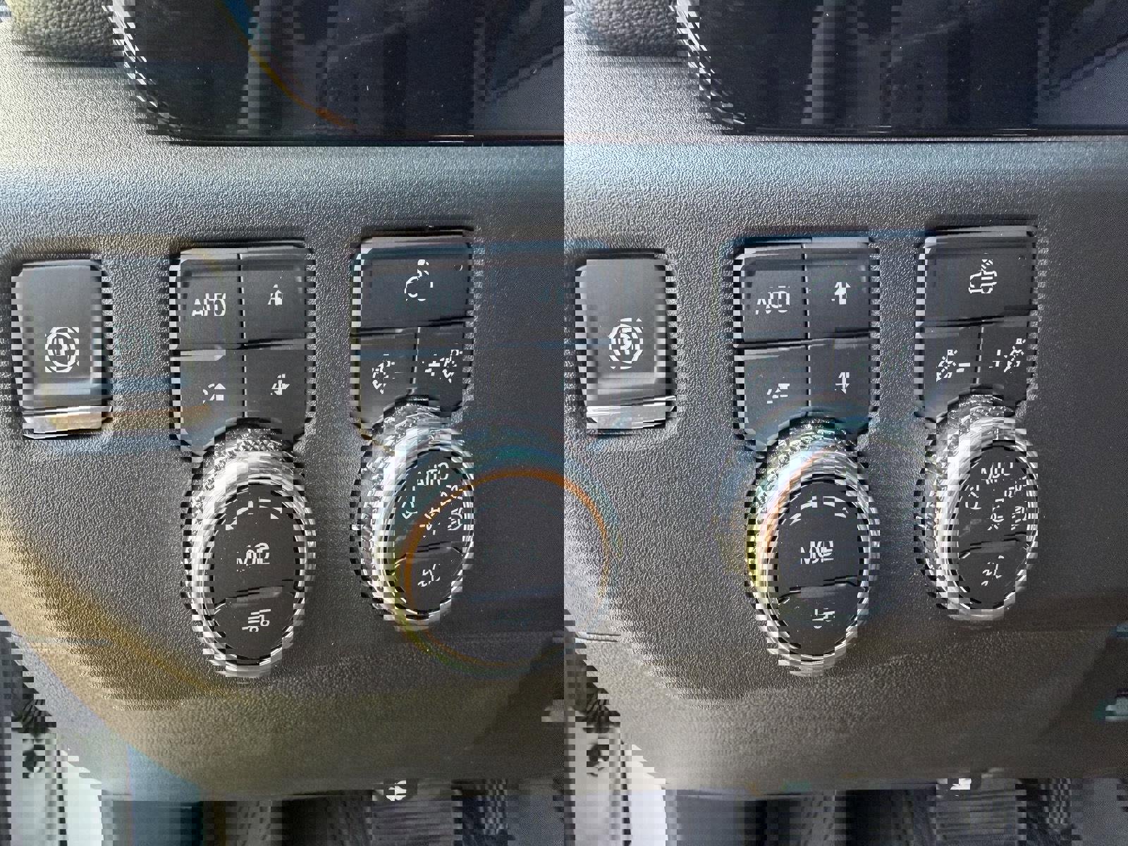 Used 2025 GMC Sierra 1500 Elevation w/ Preferred Package image 37