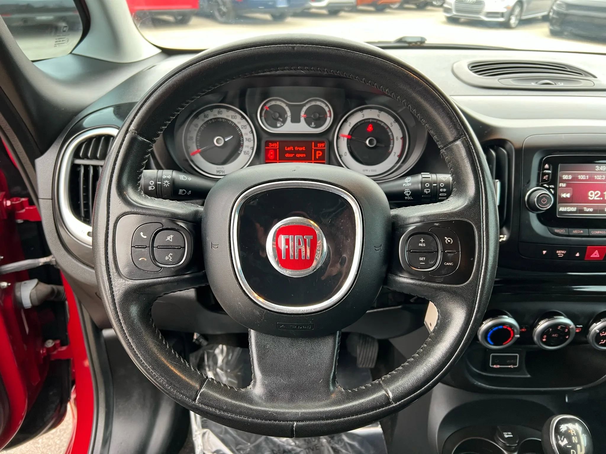 Used 2015 FIAT 500L Trekking image 11