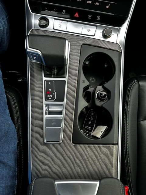 Used 2024 Audi A6 Premium Plus image 14