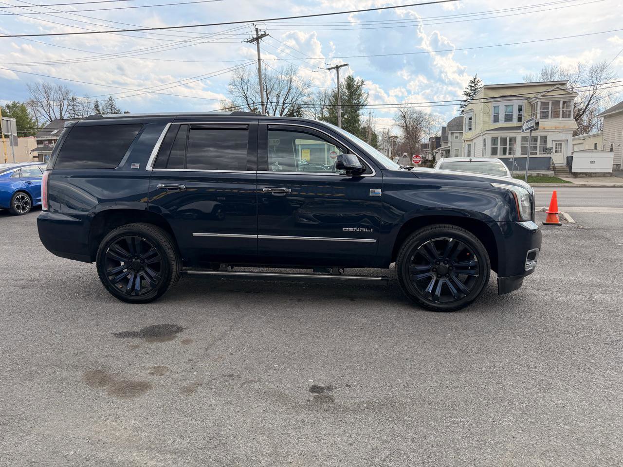 Used 2019 GMC Yukon Denali w/ Denali Ultimate Package image 4