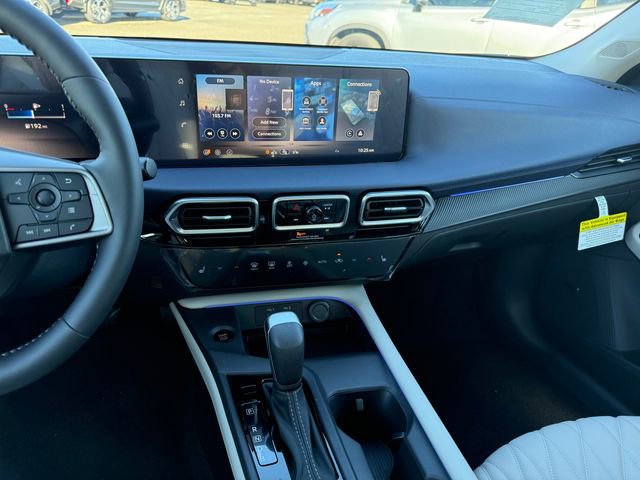 New 2026 Nissan Sentra SL w/ Floor Mat Package FWD image 21