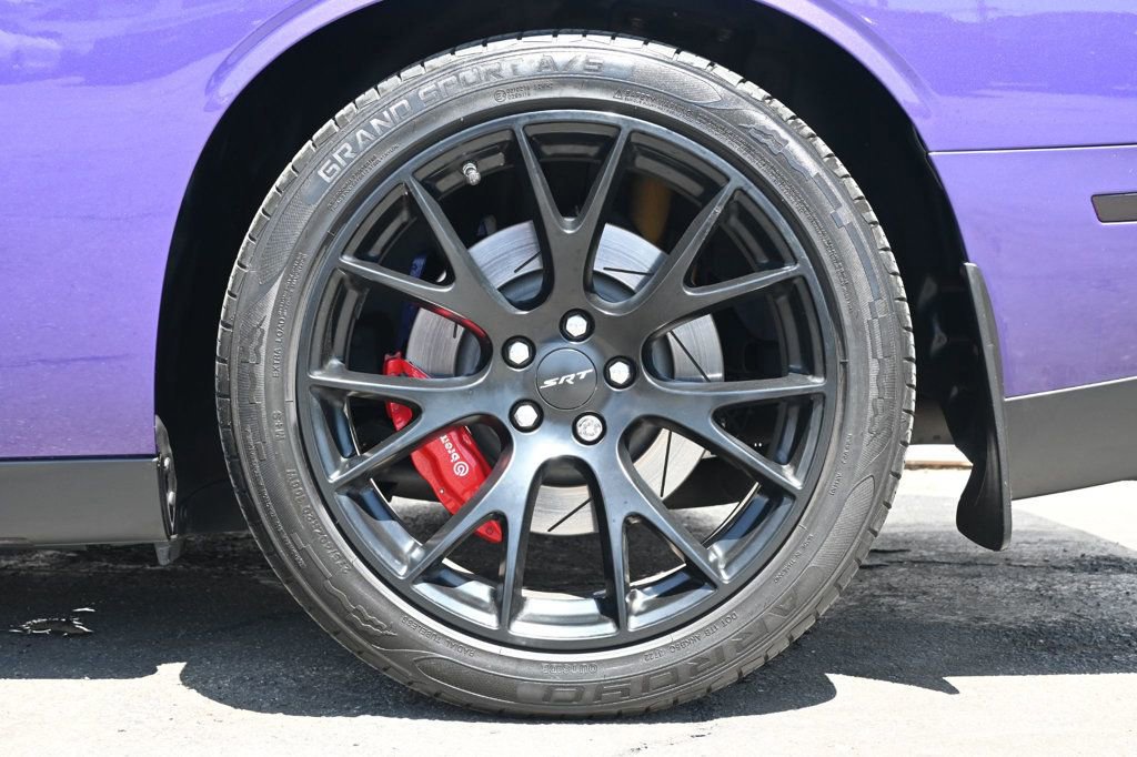 Used 2016 Dodge Challenger SRT Hellcat image 10