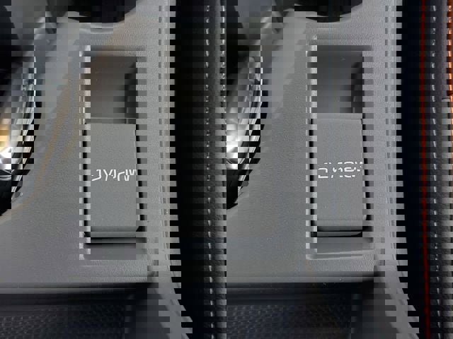 New 2025 Subaru Crosstrek 2.5i Limited w/ Crosstrek Mirror Package image 33