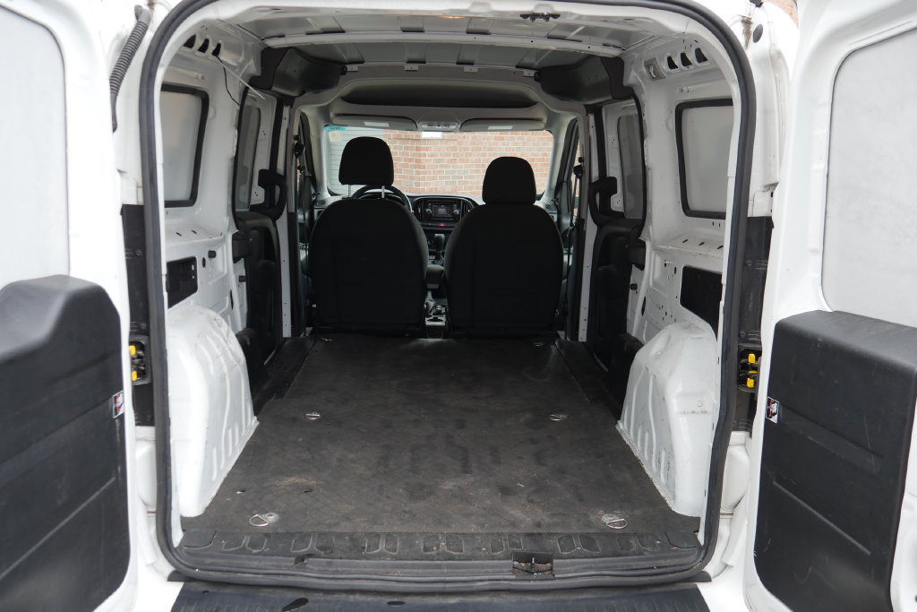 Used 2022 RAM ProMaster City Tradesman FWD image 5