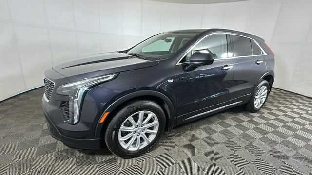 Used 2022 Cadillac XT4 Luxury w/ Driver Awareness Package AWD/4WD image 6