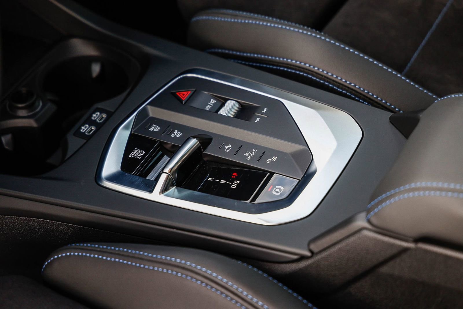 Used 2025 BMW M235i xDrive w/ M Performance Package image 20