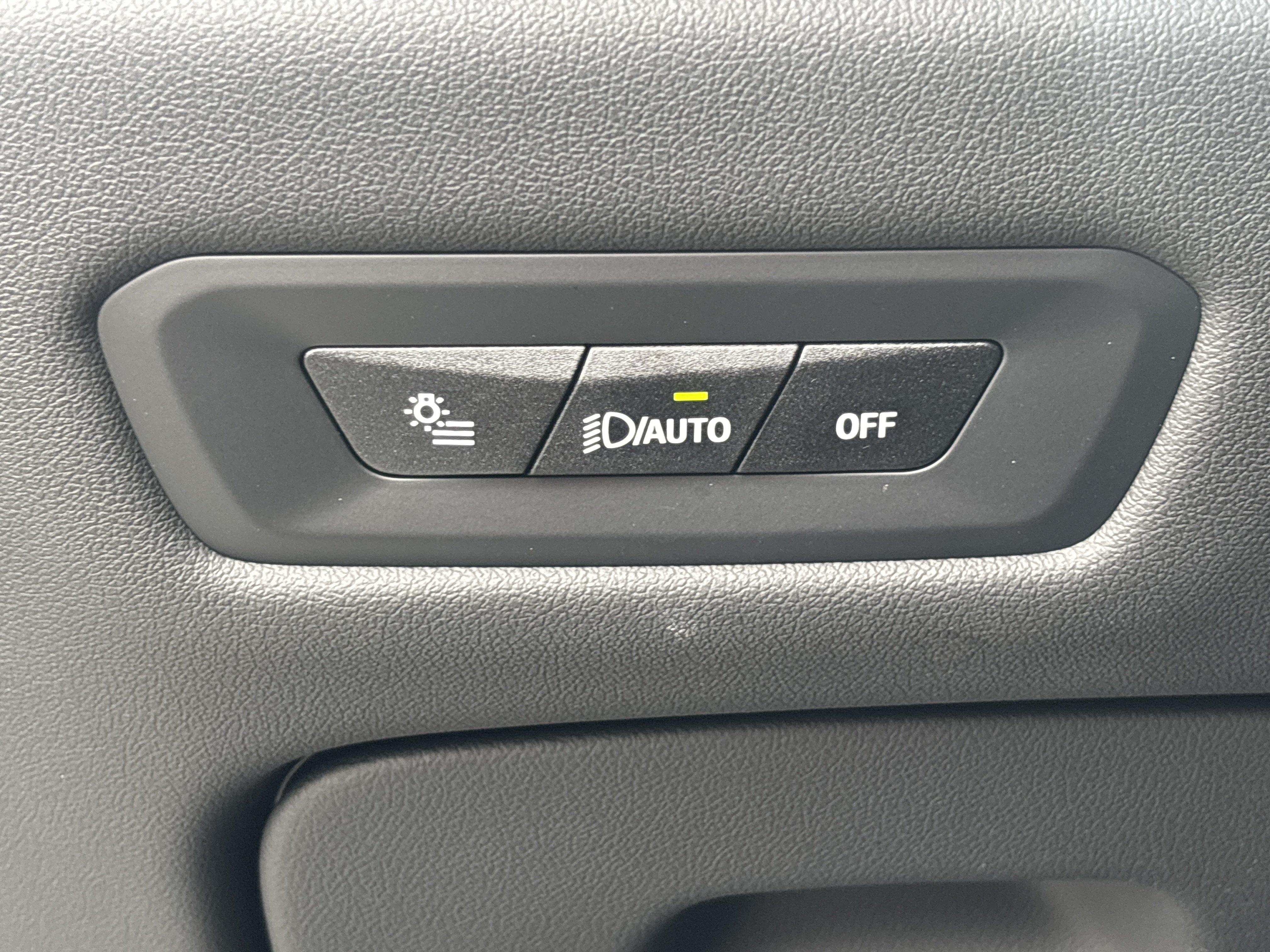 Used 2025 BMW X5 xDrive40i AWD/4WD image 40