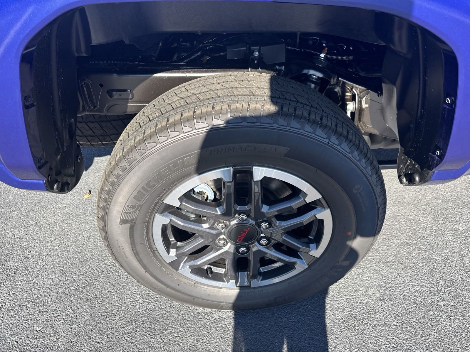 New 2024 Toyota Tacoma TRD Sport w/ TRD Sport Premium Package AWD/4WD image 11