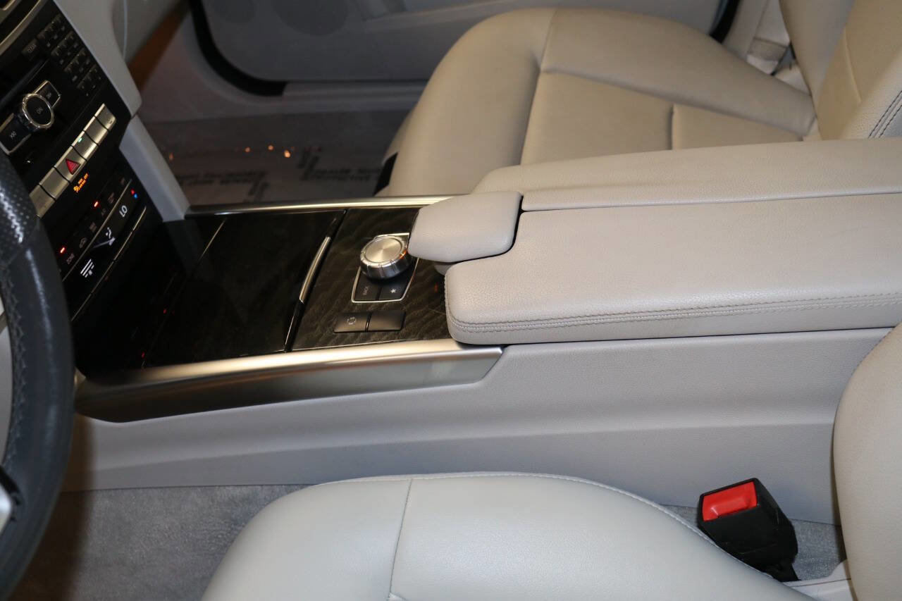 Used 2015 Mercedes-Benz E 350 Sedan image 48