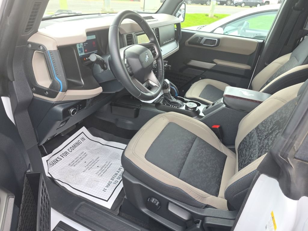Used 2023 Ford Bronco Wildtrak image 11