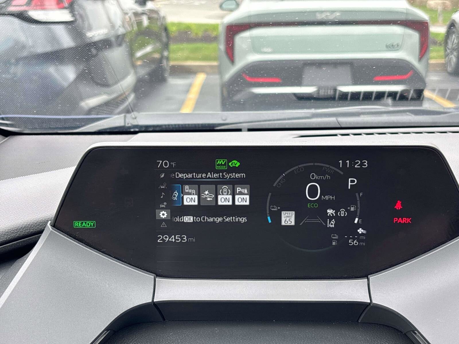 Used 2024 Toyota Prius Prime FWD image 19