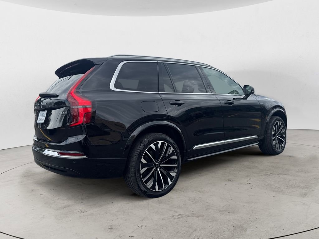 Certified 2025 Volvo XC90 B5 Plus image 7