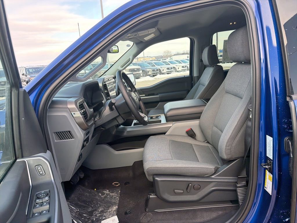 New 2026 Ford F150 XLT w/ Equipment Group 302A MID image 15