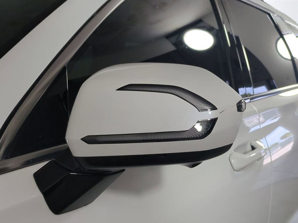 Used 2025 Hyundai Palisade Calligraphy AWD/4WD image 12