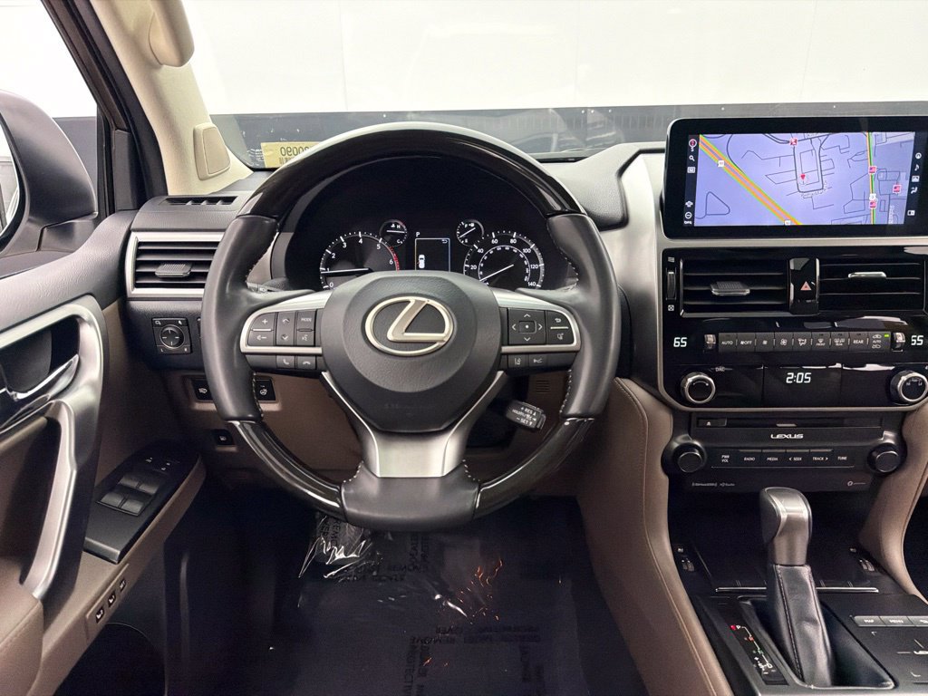 Used 2023 Lexus GX 460 Premium w/ Premium Package AWD/4WD image 9