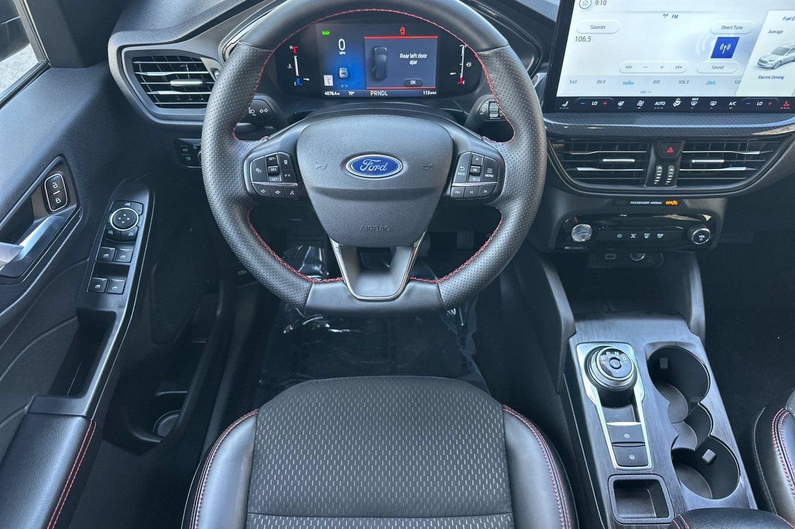 Used 2025 Ford Escape ST-Line w/ Equipment Group 301A FWD image 18