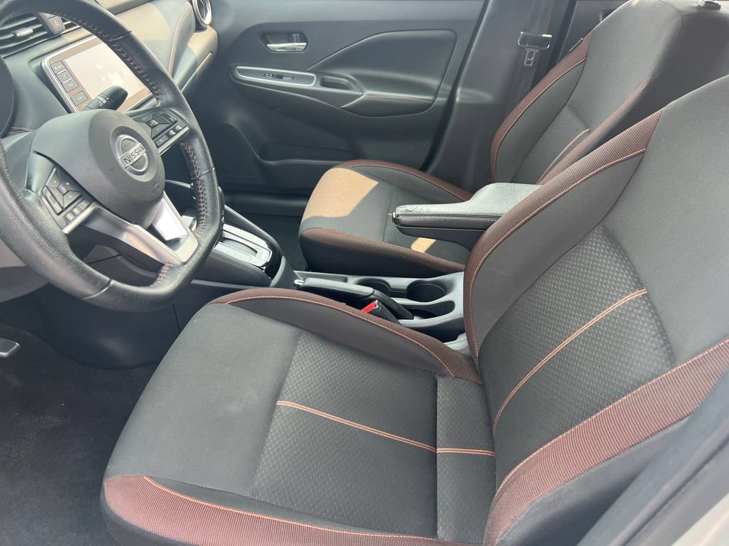 Used 2021 Nissan Versa SR w/ Electronics Package FWD image 11