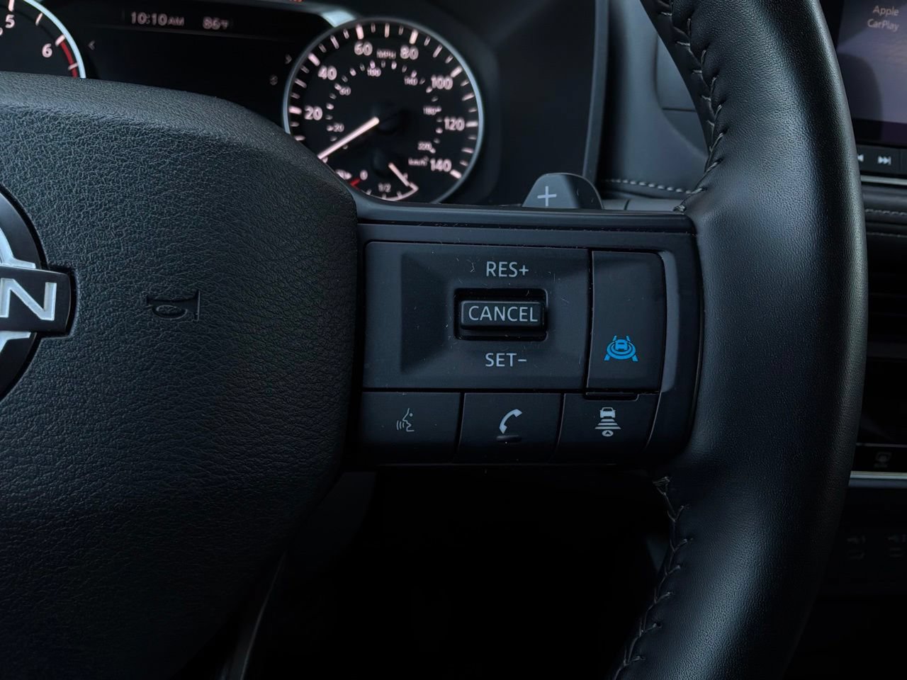 Used 2025 Nissan Rogue SV FWD image 34