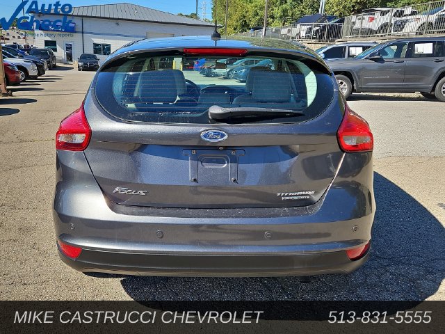 Used 2015 Ford Focus Titanium w/ Titanium Cold Weather Package FWD image 4