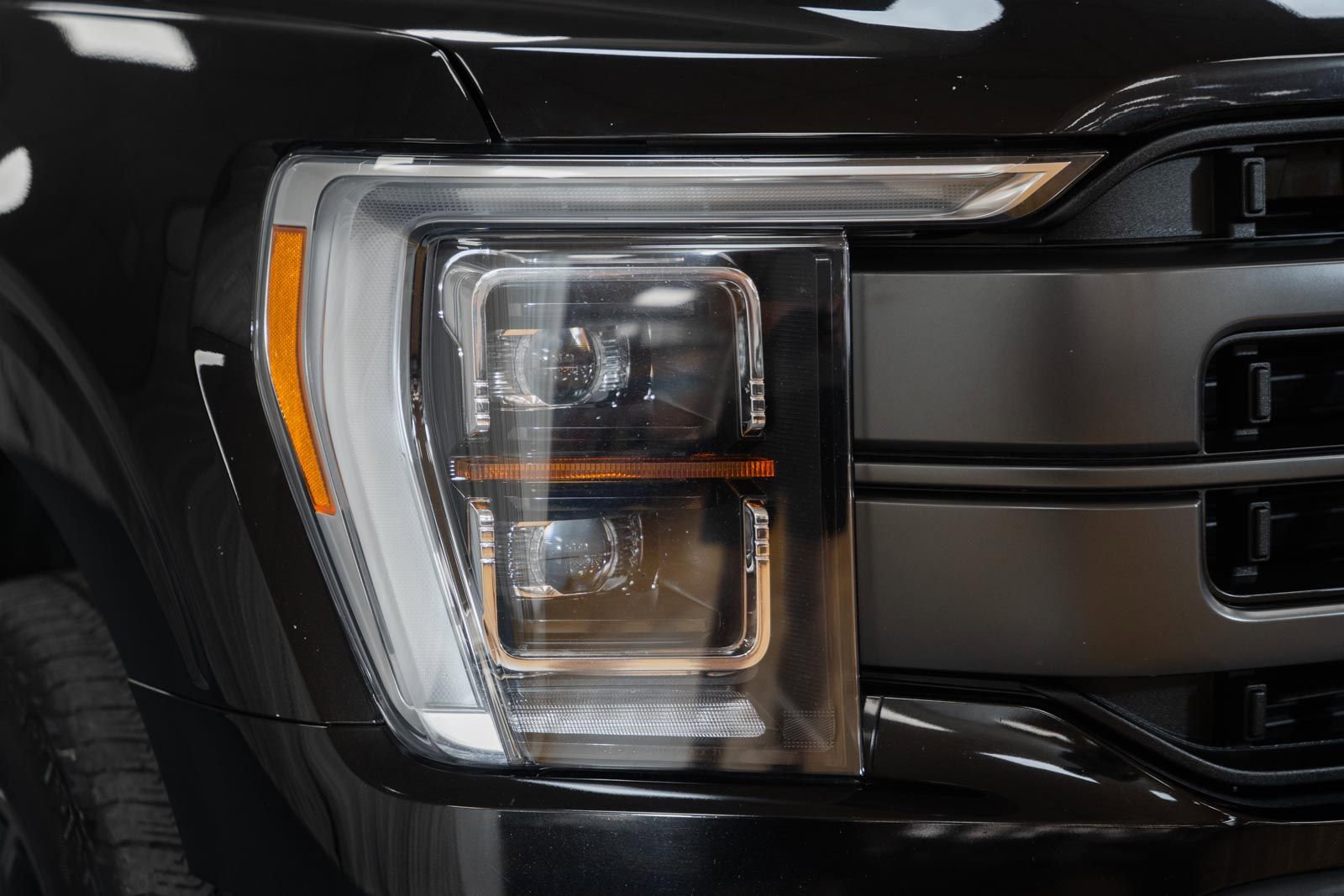 Certified 2023 Ford F150 Lariat w/ Equipment Group 502A High image 14