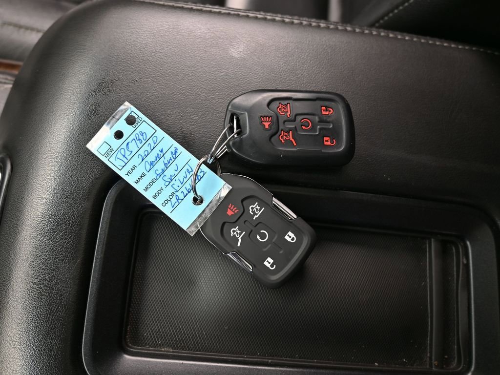 Used 2020 Chevrolet Suburban LT image 23