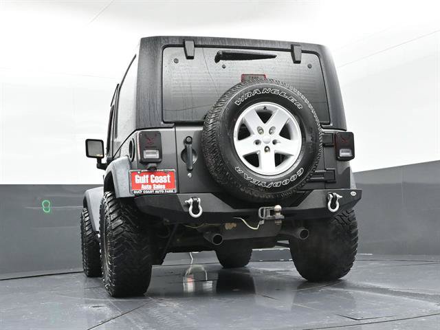 Used 2018 Jeep Wrangler Sport AWD/4WD image 32
