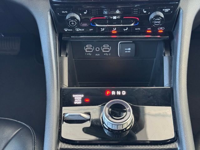 Used 2024 Jeep Grand Cherokee Limited image 31