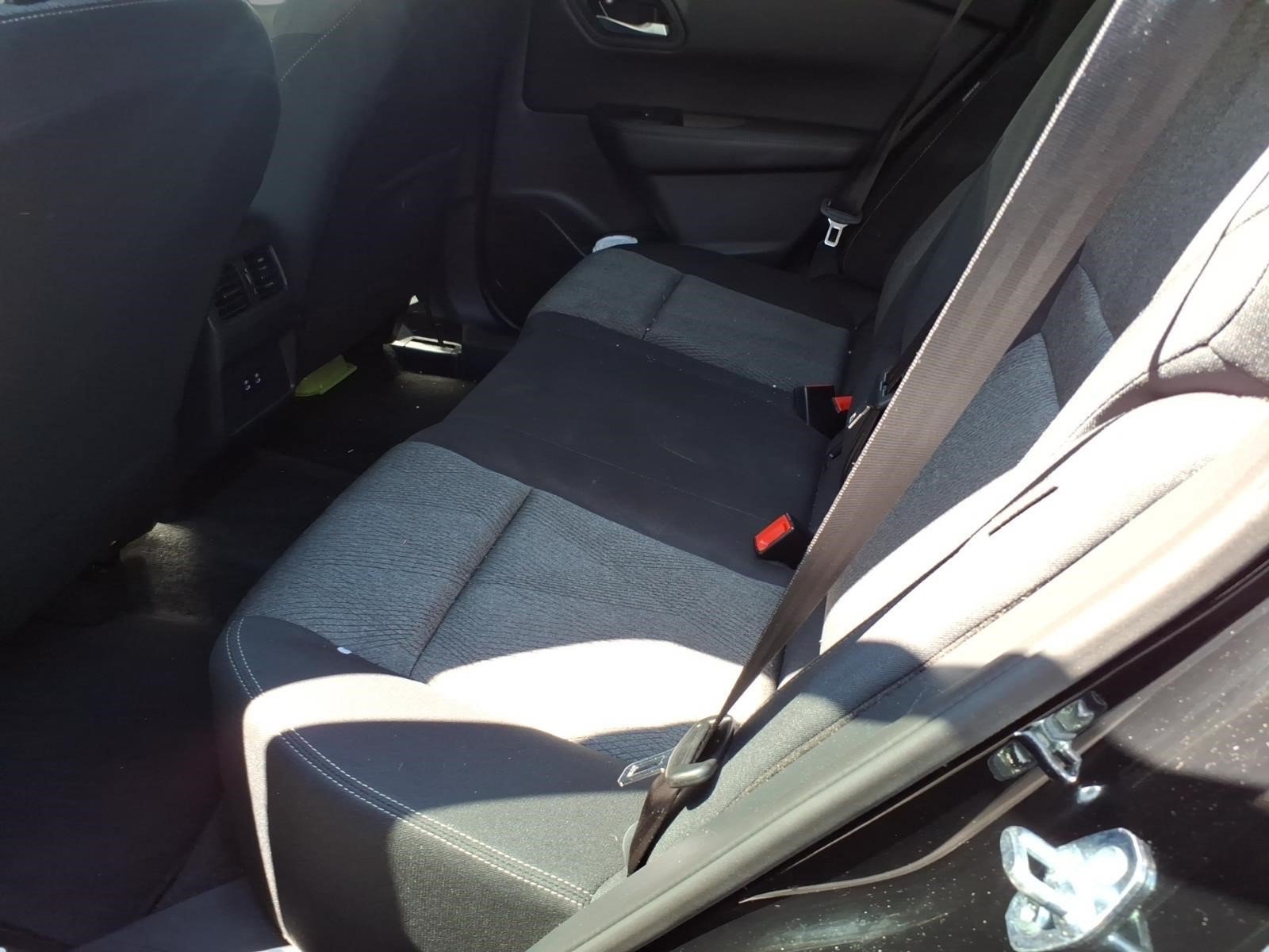 Used 2026 Nissan Rogue SV AWD/4WD image 9