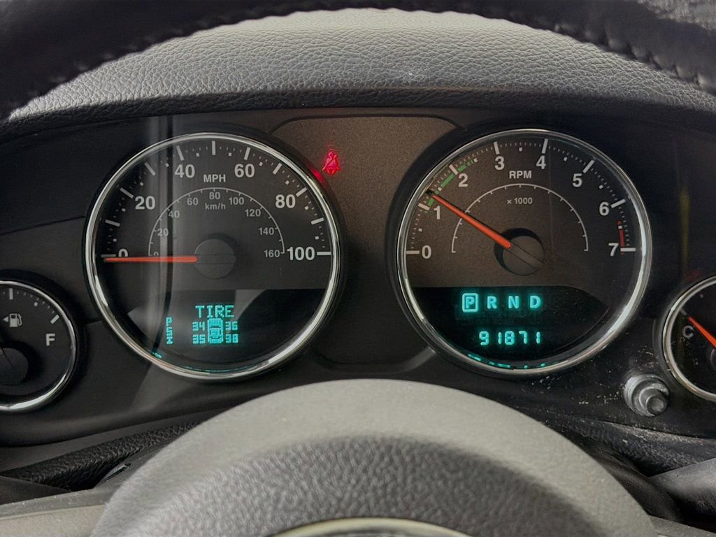 Used 2013 Jeep Wrangler Unlimited Sahara w/ Connectivity Group image 12