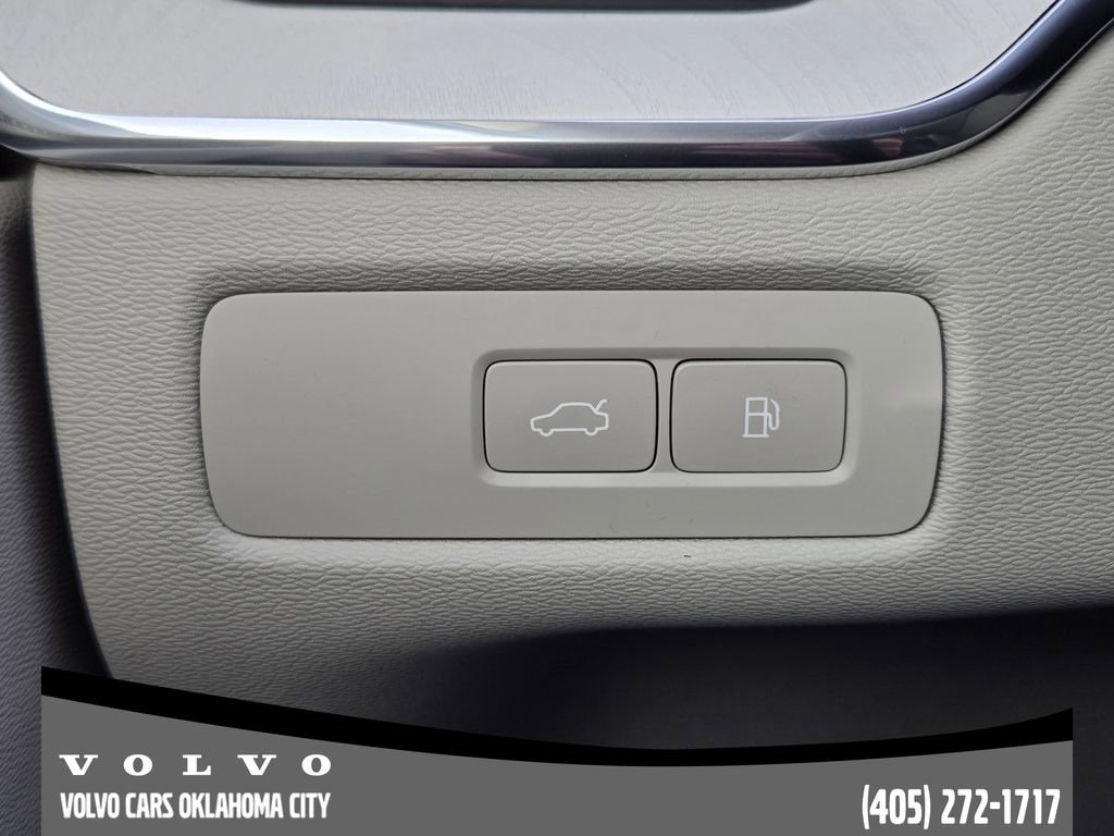 New 2026 Volvo XC60 T8 Ultra w/ Protection Package Premier image 23