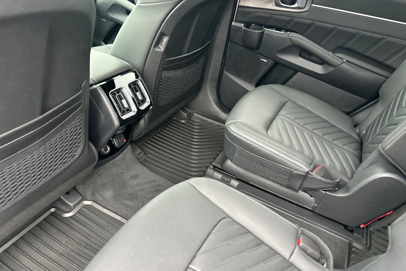 New 2026 Kia Sorento SX Prestige image 13