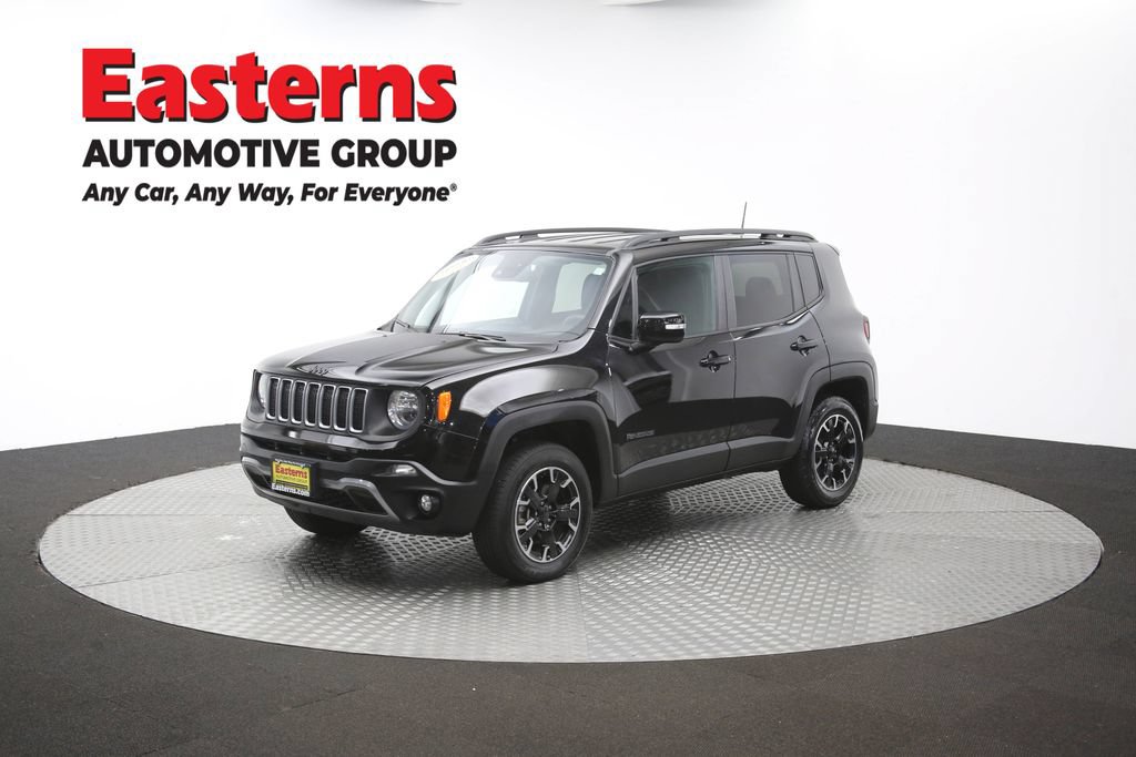 Used 2023 Jeep Renegade Latitude AWD/4WD image 57