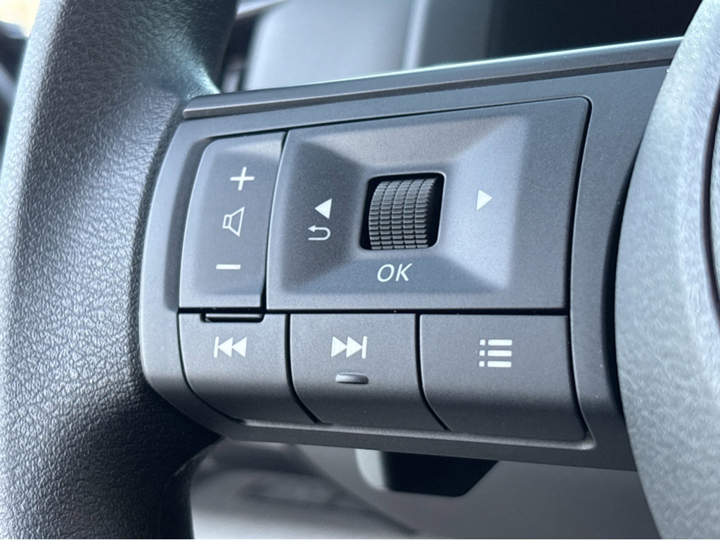 New 2026 Nissan Pathfinder SL FWD image 8