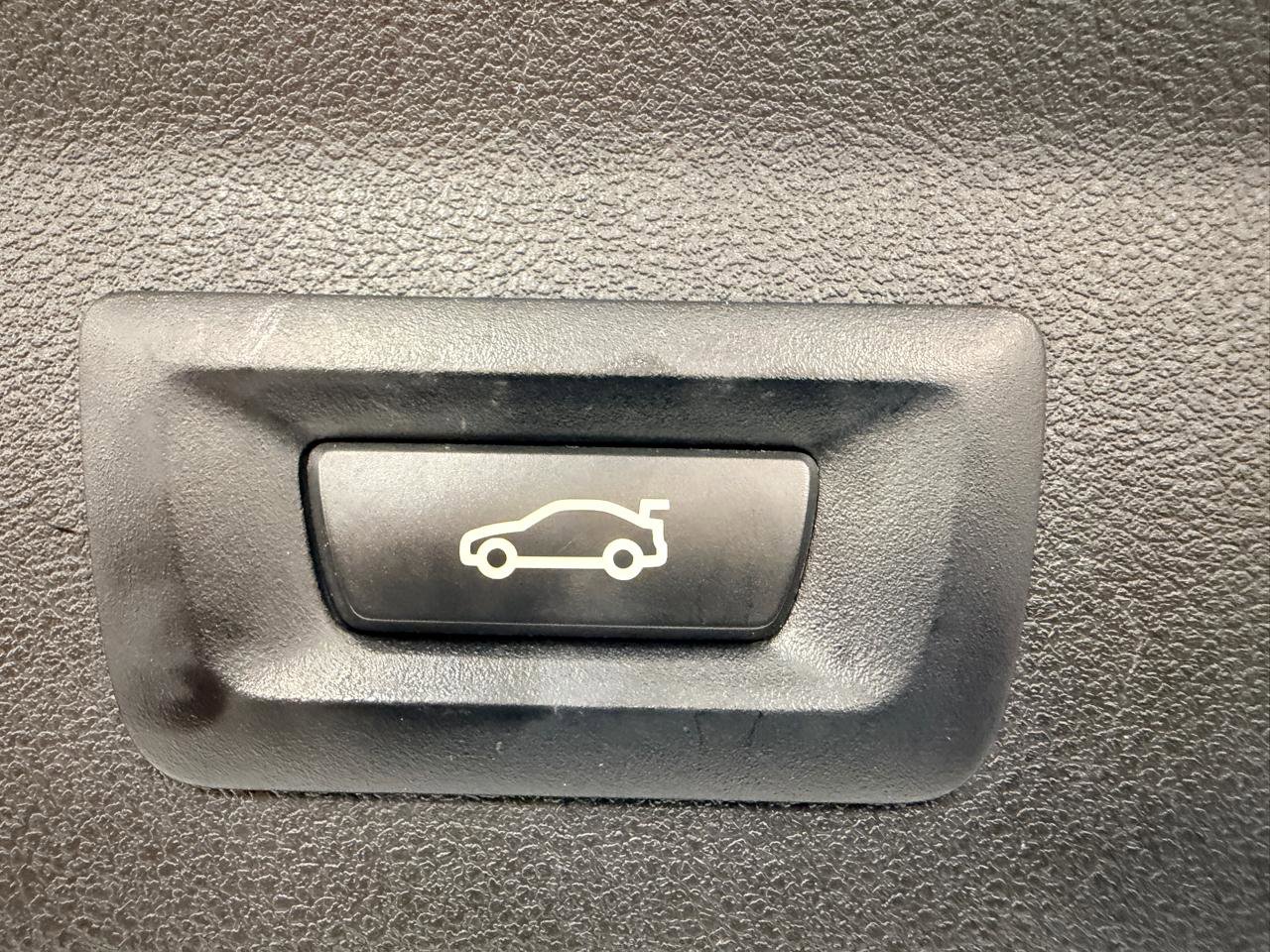 Used 2019 BMW X3 sDrive30i w/ Driving Assistance Package RWD image 25